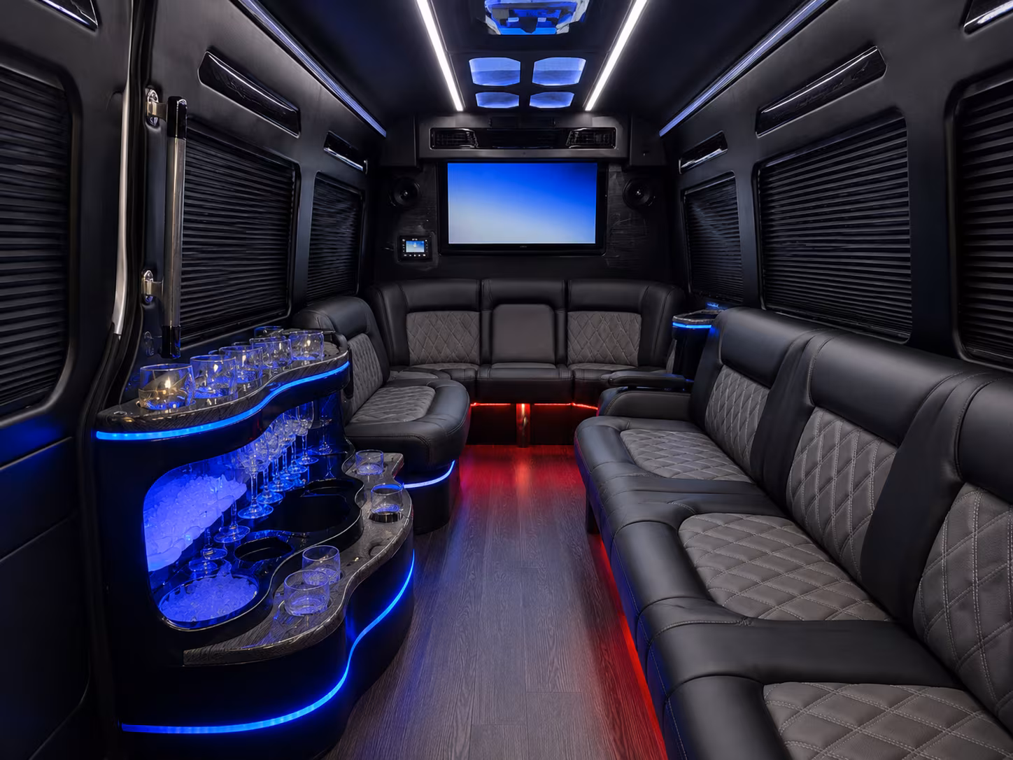 carsoncharterbuscompany com makes it possible to move large groups to trade shows and conventions with ease