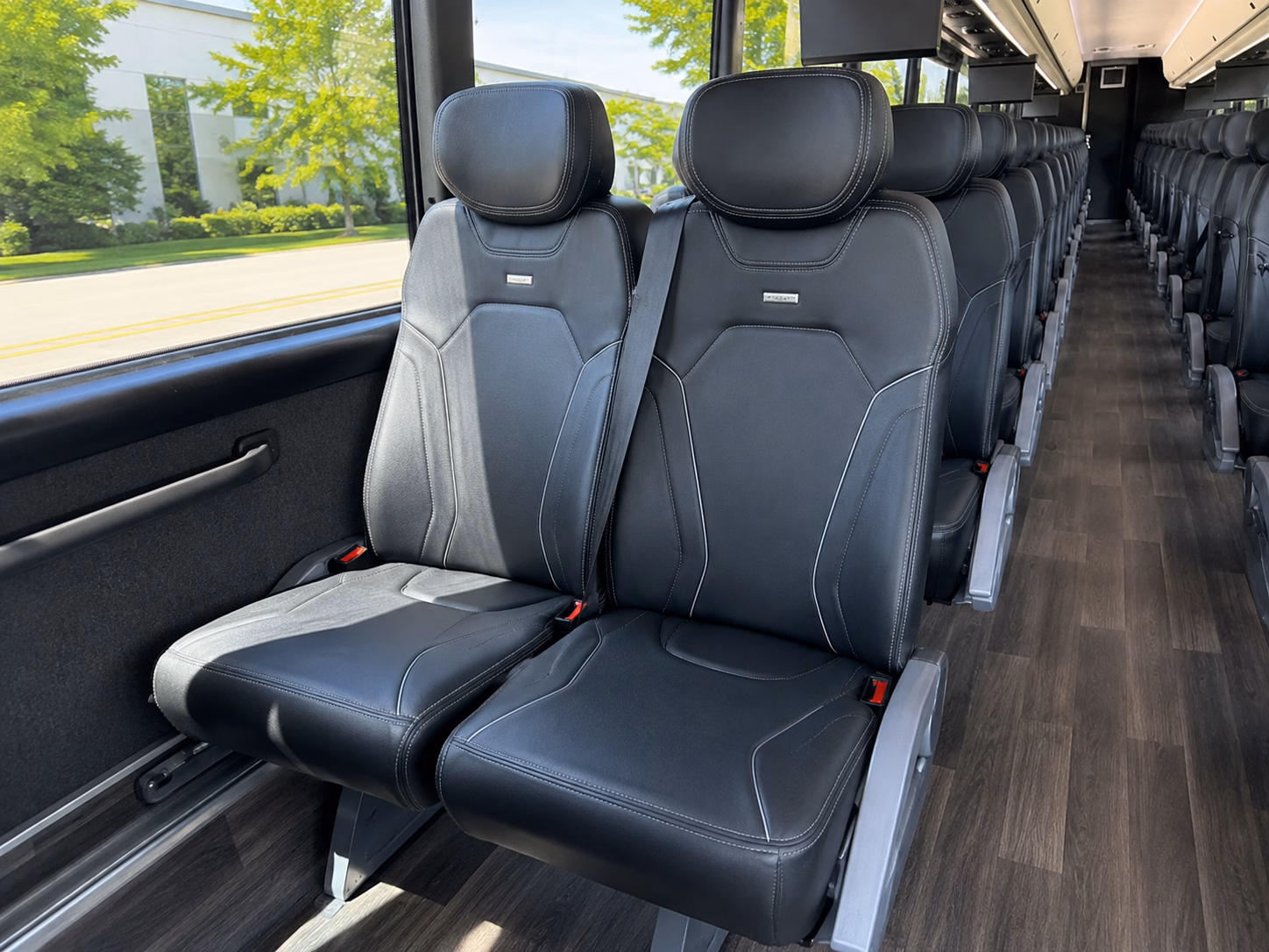 shuttle wedding guests between carson hotels and your ceremony venue