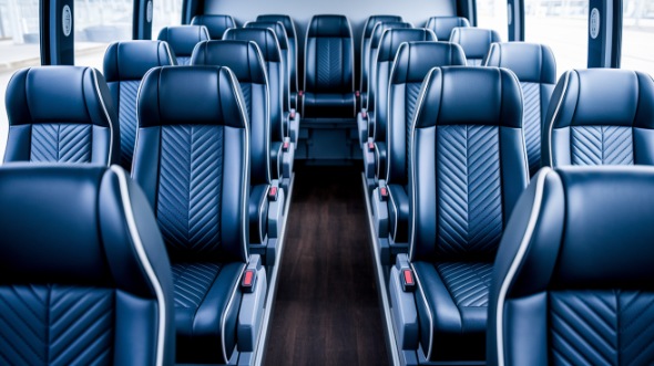 20 passenger minibus rental lynwood