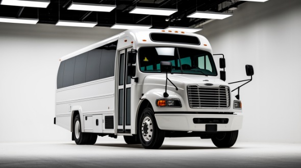 lakewood 28 passenger minibus